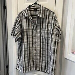 Men’s Roadster Originals XL Plaid Short Sleeve Shirt‎